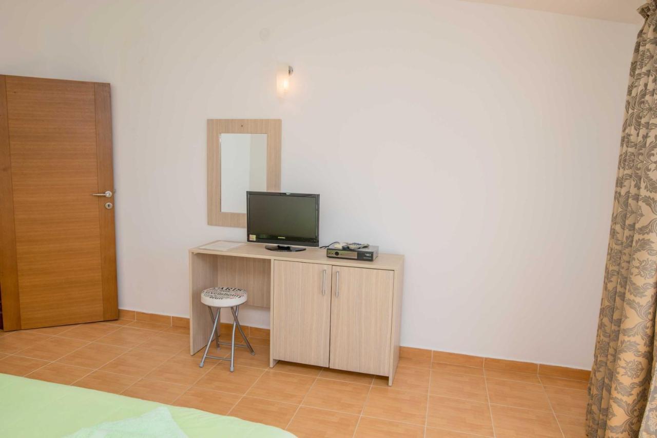 Villa Vjera Petrovac na moru Zimmer foto
