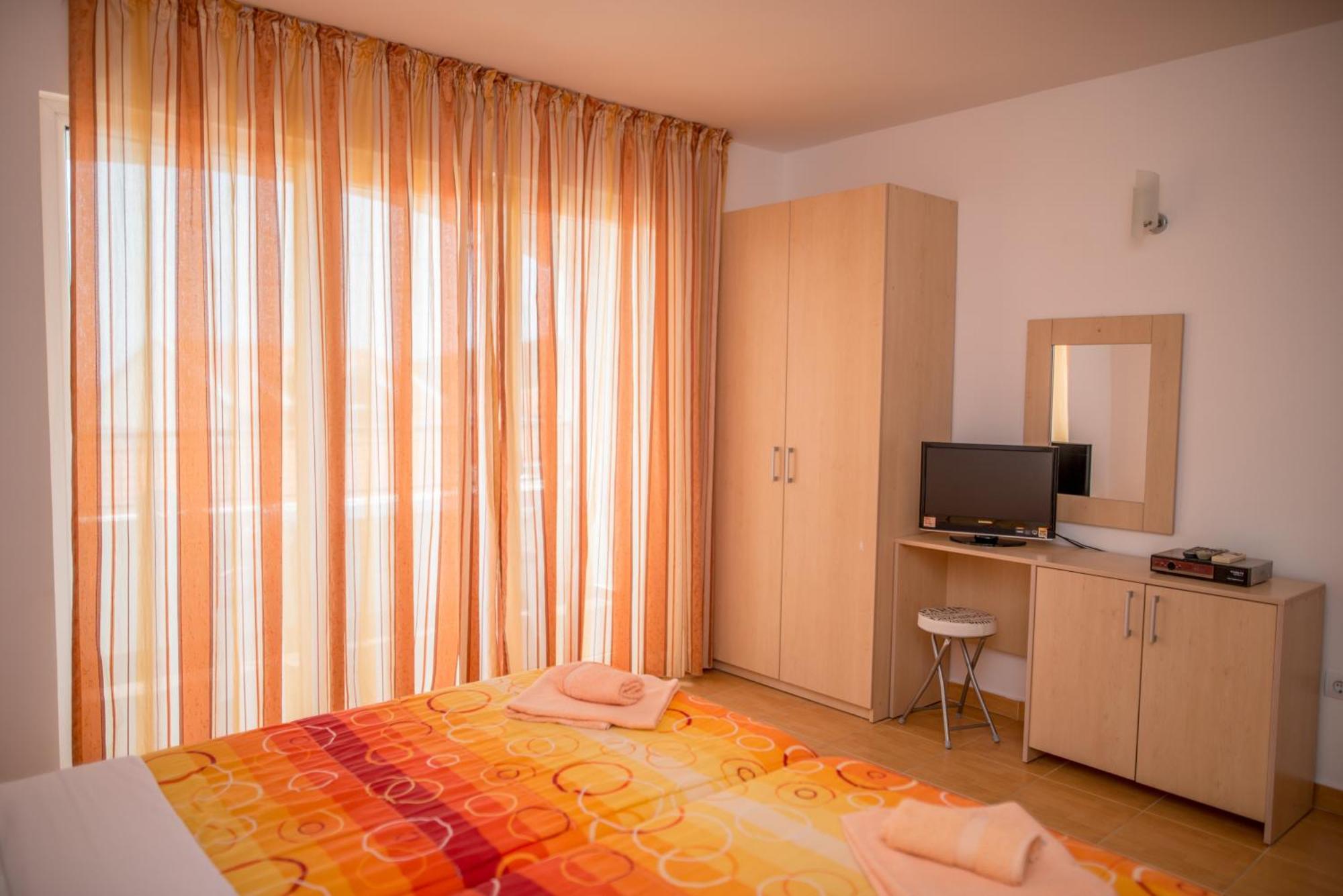 Villa Vjera Petrovac na moru Zimmer foto