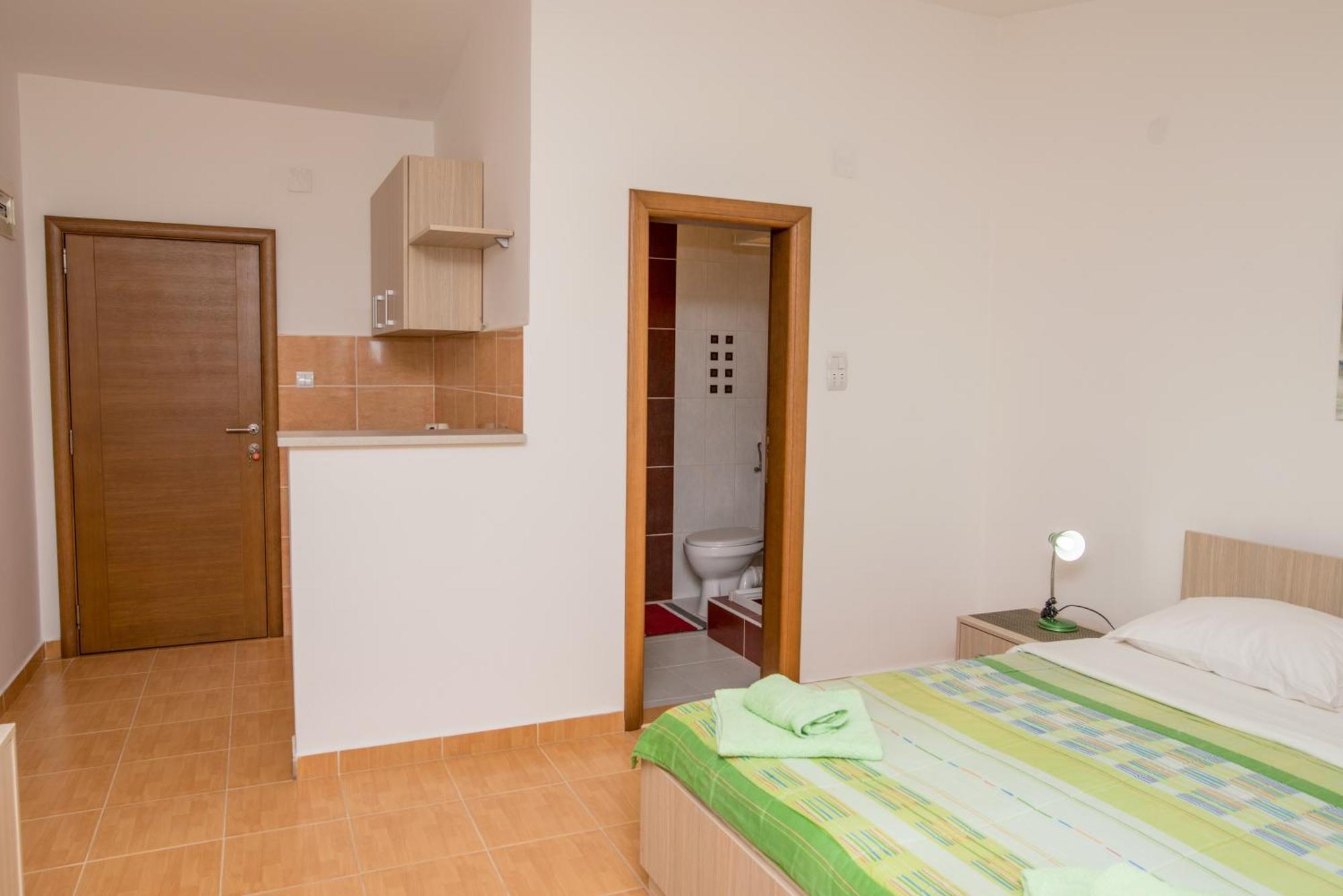 Villa Vjera Petrovac na moru Zimmer foto